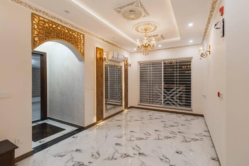 A 14 Marla Upper Portion In Lahore Is On The Market For Rent 6