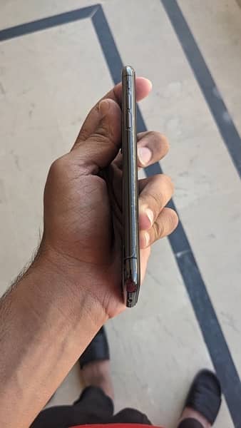 iphone X pta Approved (price negotiable) 2