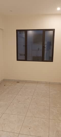 2bed lounge 1st floor fully renovated 0