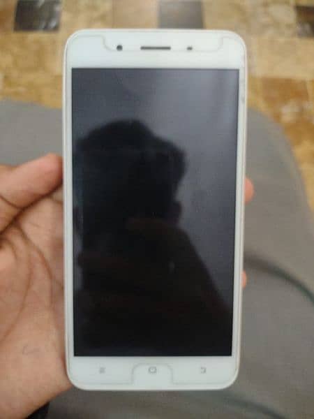 vivo y66 4 / 64  10 by 10 in condition exchange possible 3