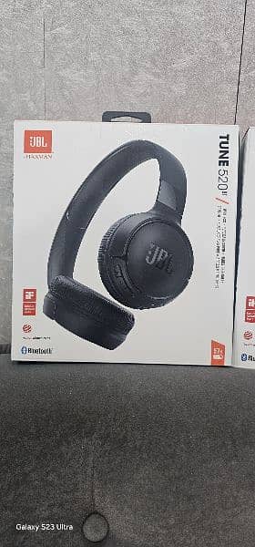 JBL Live 770NC Wireless Noise Canceling Over-Ear Headphones Black 9