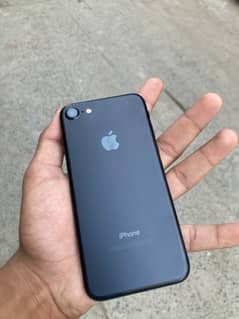 iPhone 7 10/10 condition