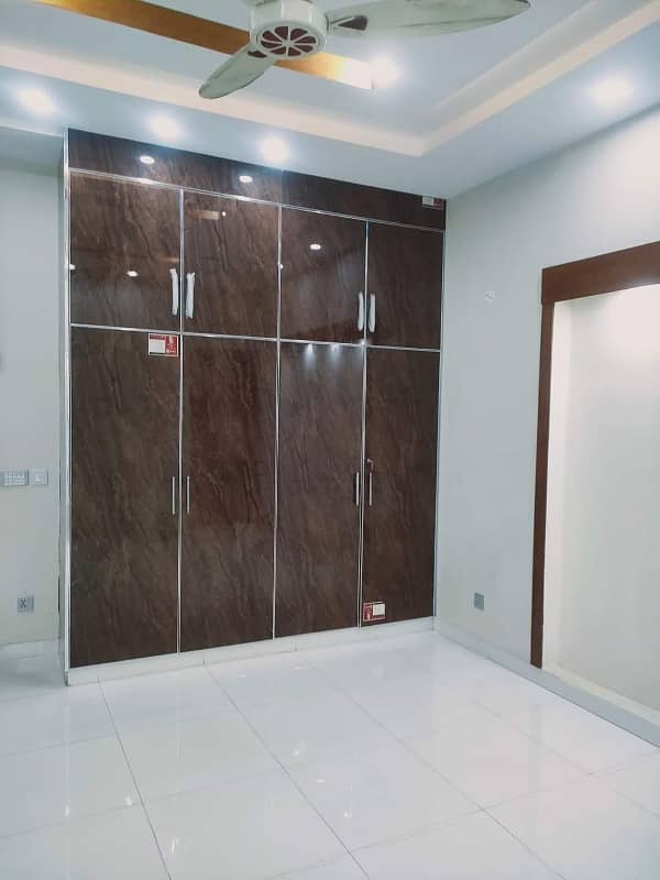 10 marla upper portion available for rent in janiper block bahria town lahore 0