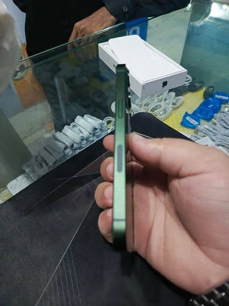 Iphone 13 10by10 conditions JV 128 100 battery healt  only box 5