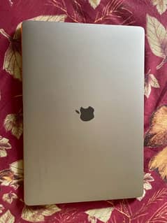 Mac book Pro 2019 ( 16 inch )