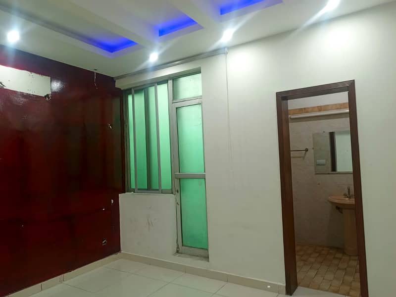 8 Marla Commercial 2nd Floor Ideal for Academy For Rent Phase 3 DHA 1