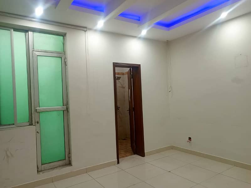 8 Marla Commercial 2nd Floor Ideal for Academy For Rent Phase 3 DHA 2