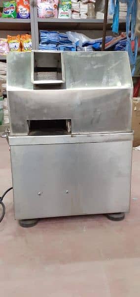 3 Rollers Sugarcane Juice Machine For Sell 1
