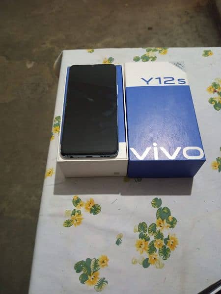 vivo y 12 s condition 10/9 each and every thing is fine 1