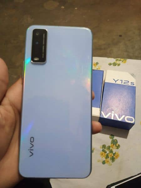 vivo y 12 s condition 10/9 each and every thing is fine 2