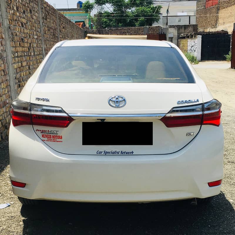 Toyota Corolla GLi 2019 1