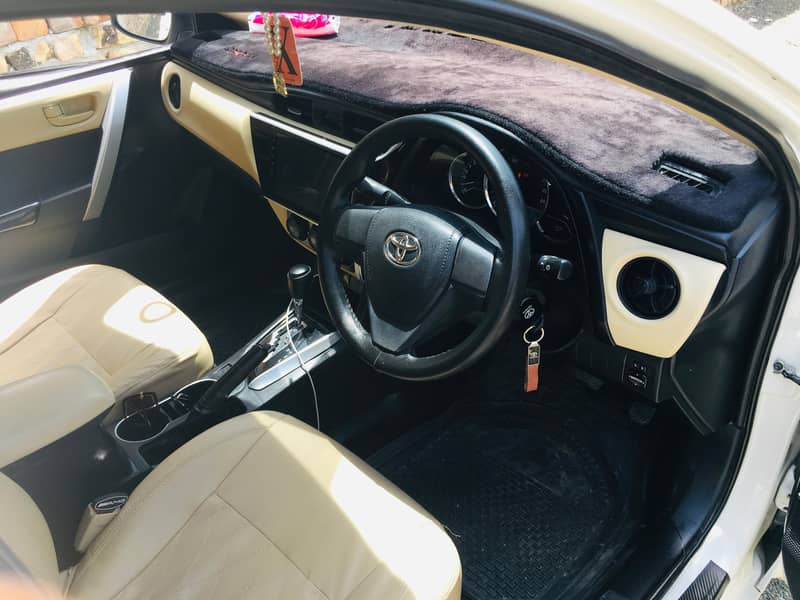 Toyota Corolla GLi 2019 4
