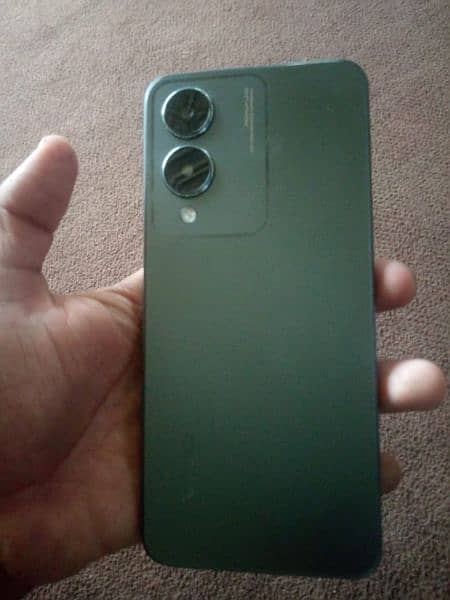 Vivo y17s Ram 4GB Rom 128 colour forest green guranted 11 month all ok 12