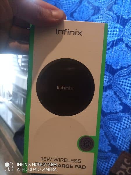 Infinix note 30 pro original wireless charger 1
