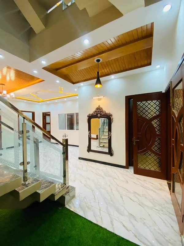Prime Location House Sized 7 Marla Available In Arbab Sabz Ali Khan Town Executive Lodges 20