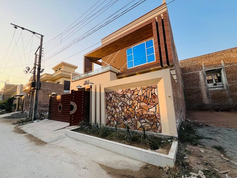 Prime Location 10 Marla House In Warsak Road For Sale At Good Location 3