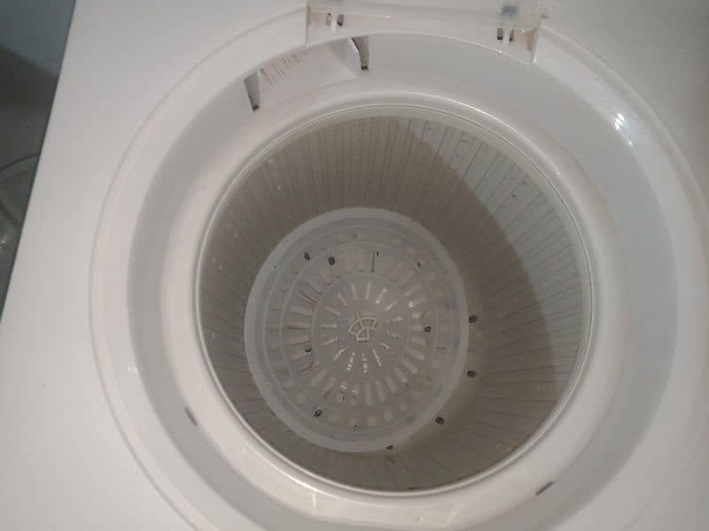 haier  washing machine for urgent sale 2