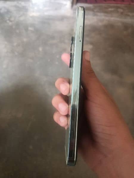 Only one month used tecno camon 20 Art edition 1