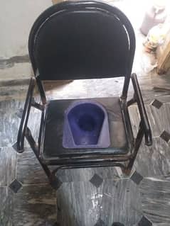 commode chair 0