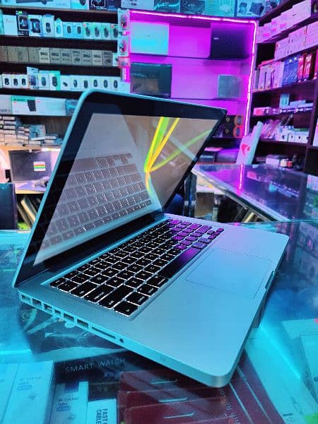 MacBook pro (Mid 2013) 1