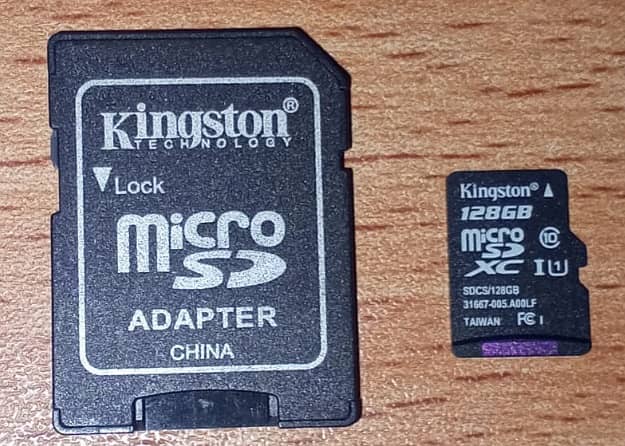 Kingston 128 GB Memory Card 0