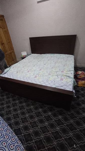bed with mattress 4