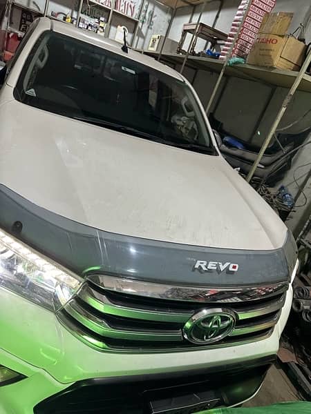 Toyota Revo  Totally genuine (bumper to bumper) 0