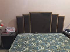 bed for Sale with side tables 10/10 new
