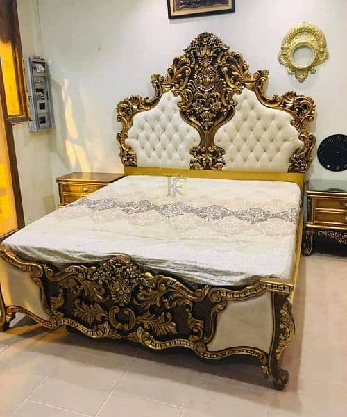 Bed/dressing//with said table /king size Bed 1