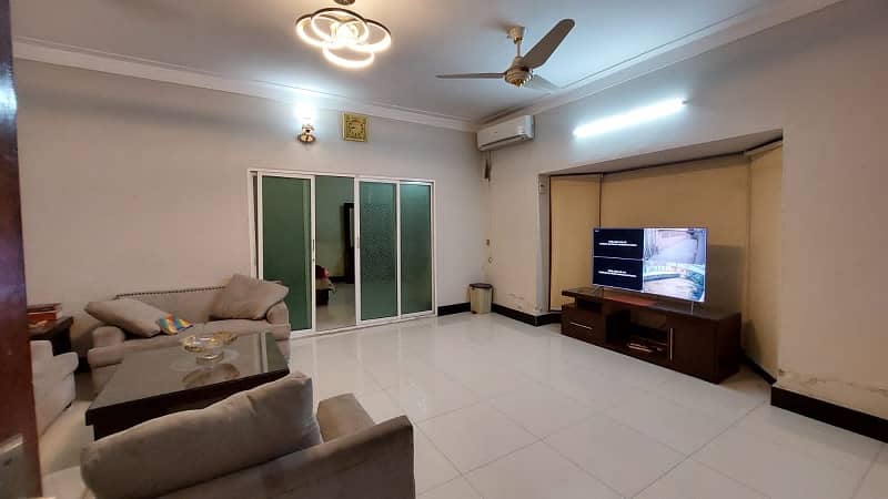 Prime Location House Of 31 Marla Available For sale In Arbab Sabz Ali Khan Town 8
