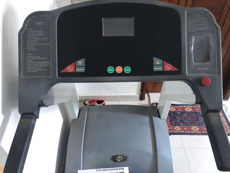 Clifton block-9 Gym and Fitness Treadmills gor sale at home use 3