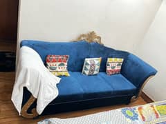 2 × 6 Seater Sofa sets. (Aik set 45000 ka) Fix Price !!!