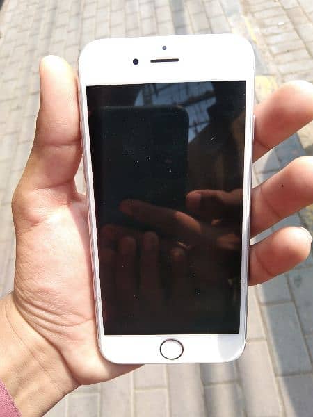 iPhone 6 non PTA condition 10 by 10 condition 2