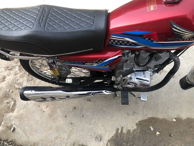 10/10 condition with double tanki neat and clean bike 6