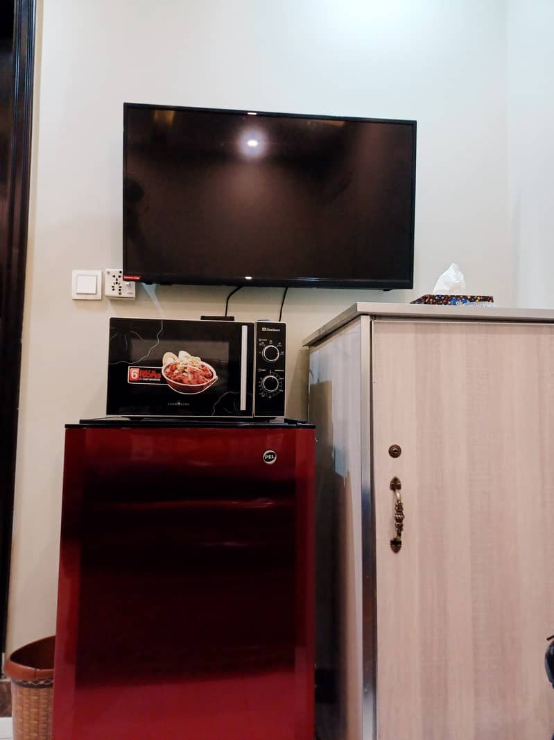 Independent Room available for Rent on Daily basis 6