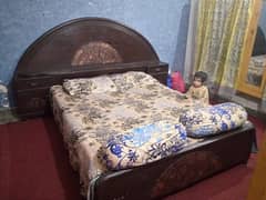 bed set wooden 0
