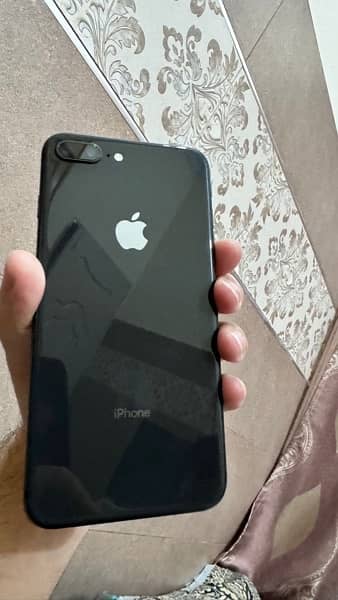 iPhone 8 Plus limited offer 2
