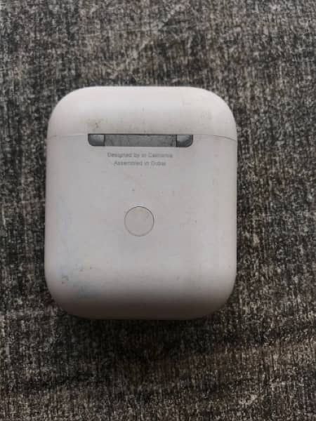 apple airpords 2nd generation 1