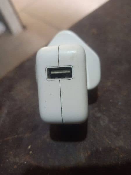 iphone 10w USB power adapter 0