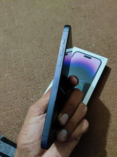 iphone 14 pro max JV  Limit warranty 24 October 2024  10/10 Condition 5