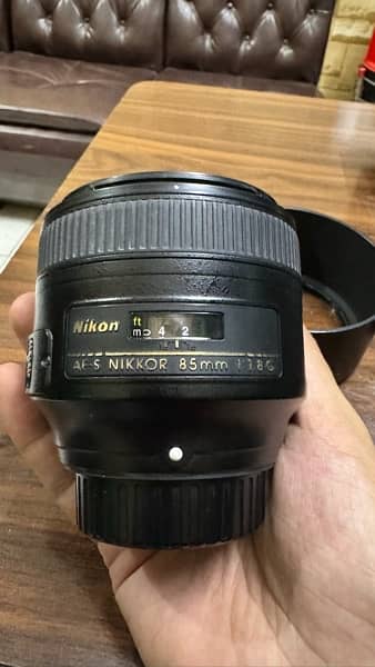 Nikon 85mm 1.8 G Lens 2