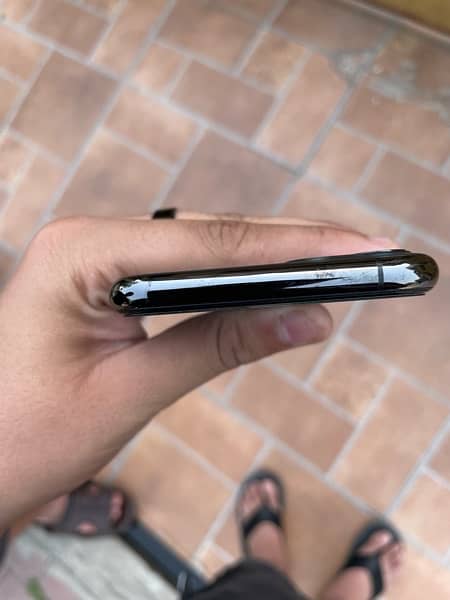 Iphone 11 pro 256gb non-pta For sale in Good  condition 5