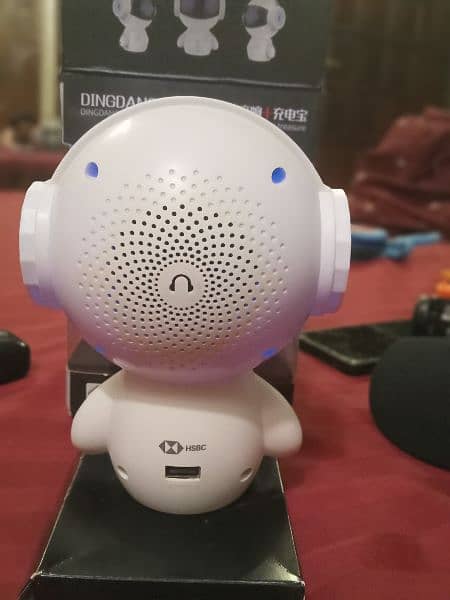 Bluetooth speaker Robot type 3