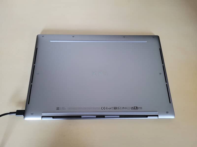 DELL XPS 13 9315 13.4  i7-1250U (10 Cores) 512GB SSD 32GB 4