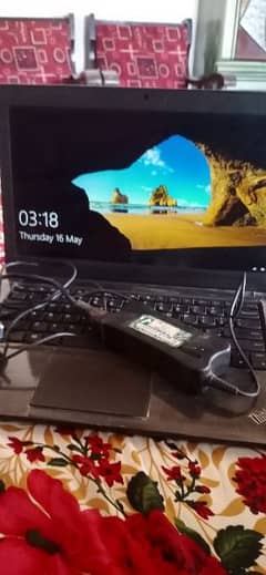 Lenovo ThinkPad T440 with original charger