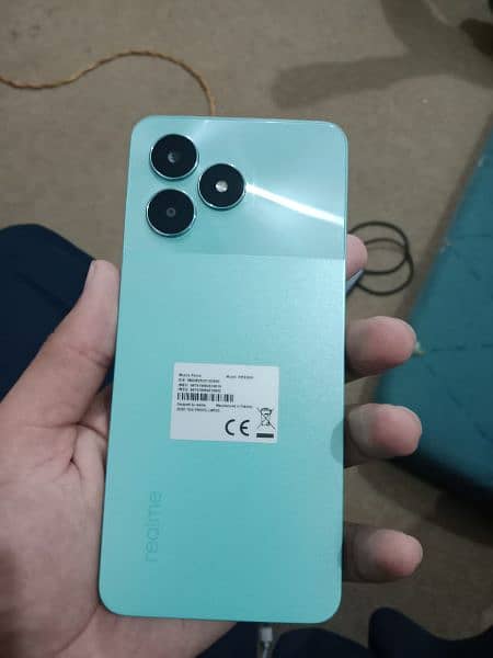 redmi C51 one week use ,with original box and warranty and charge 1
