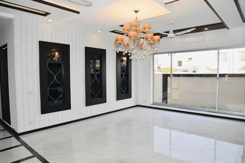 1 kanal Luxurious Bungalow for rent in dha Phase 6 A block 21