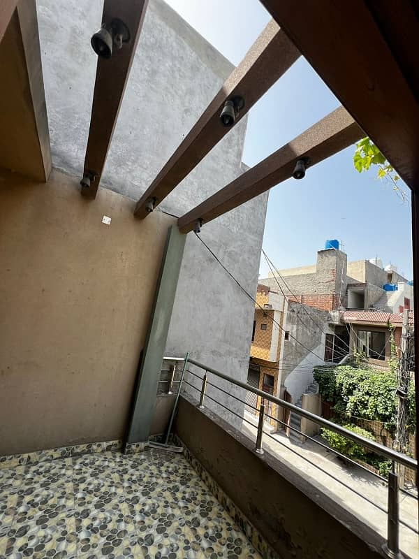 FOR SALE HOUSE DOUBLE STORY 8 MARLA MILITARY ACCOUNT SOCIETY MAIN COLLEGE ROAD NEAR EDEN CHOWK GOOD LOCATION INVESTMENT OPPORTUNITY TIME BEAUTIFUL HOUSE 8
