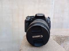 CAnon 600d. 75.300. lens k sath 10 by 10 original bettry original chager