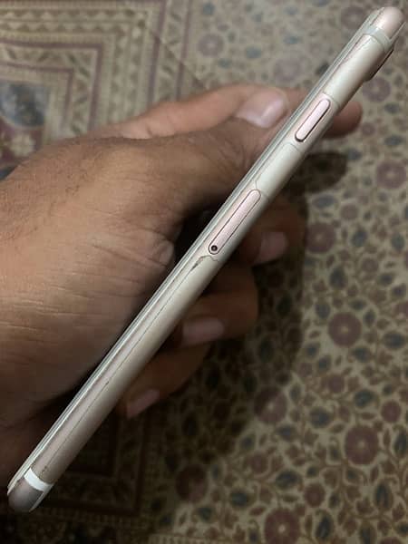 iPhone 7 128GB PTA Approved | URGENT SELL 5